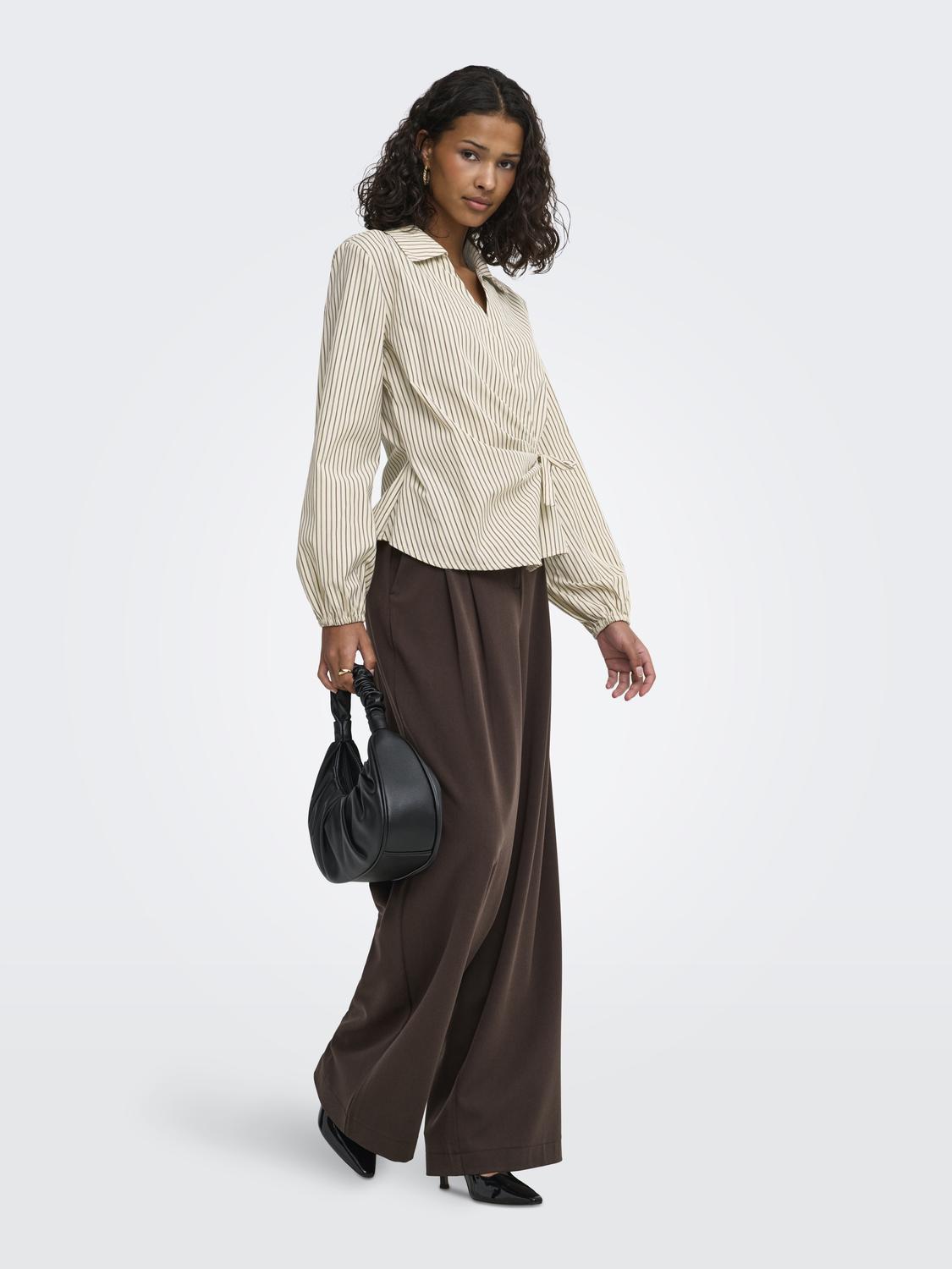 model_shot-front_full